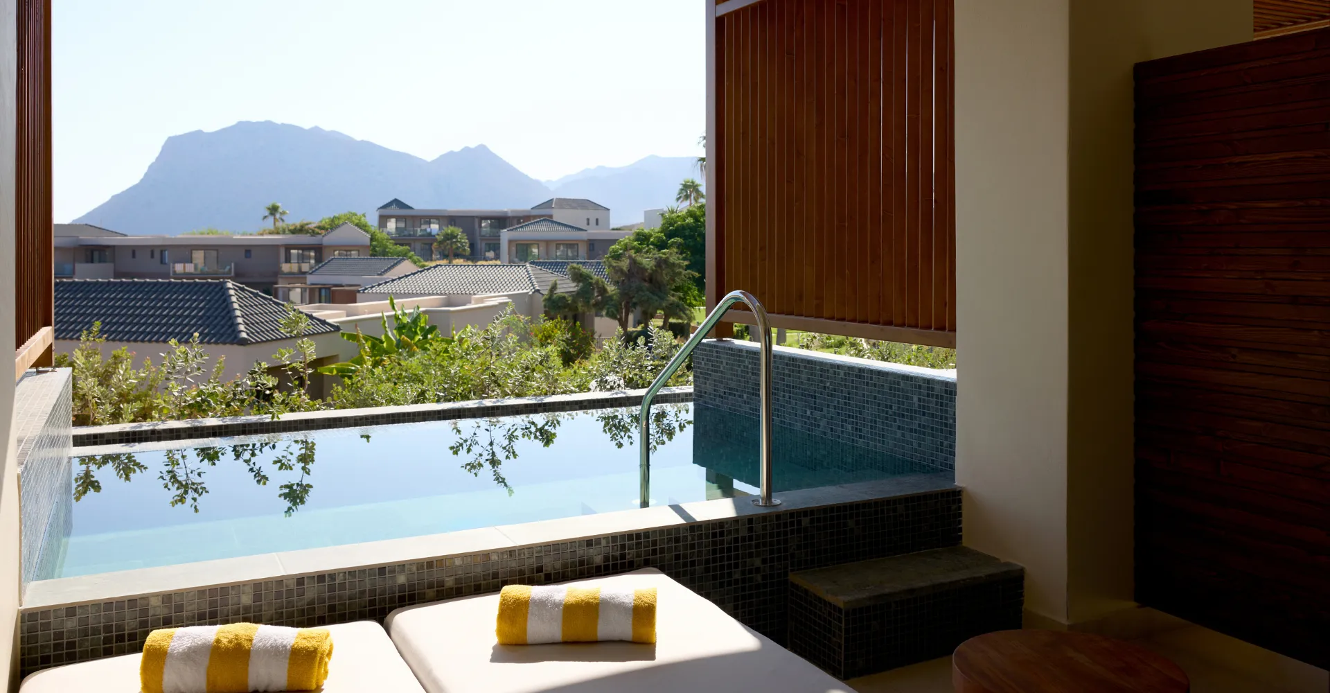 Best Room with Private Pool in Chania