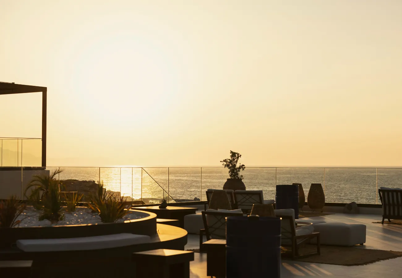 All-inclusive hotel in Chania with sunset events