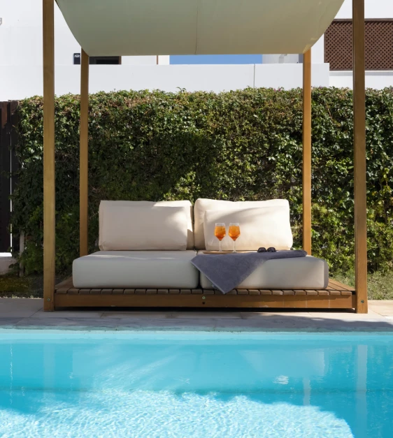 Suite with private pool