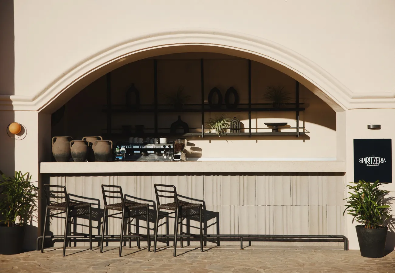 All-inclusive hotel with free spritzes in Rhodes