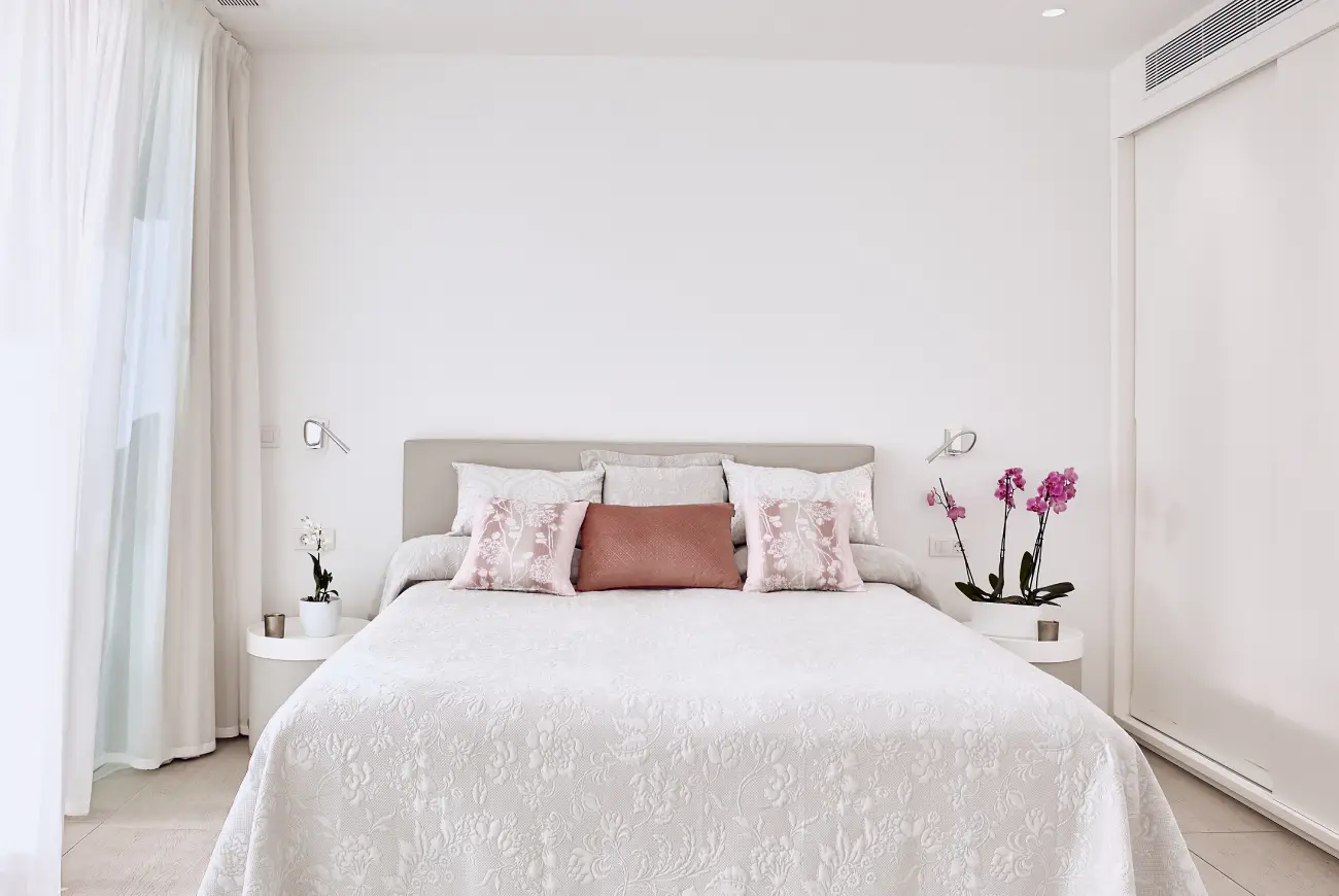 King bedroom in the Emerald One Bedroom Suite at Baobab Suites