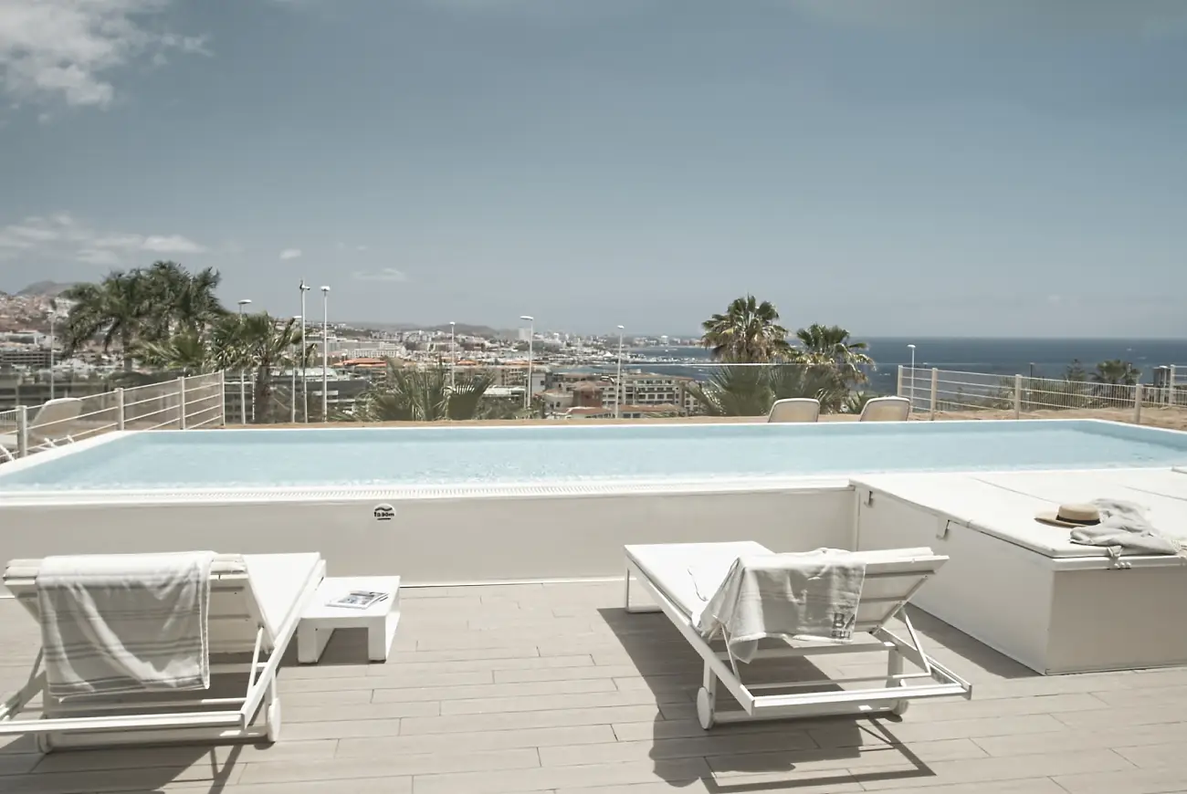 Sapphire One Bedroom Suite with Sea View and Private Pool private pool with sea view