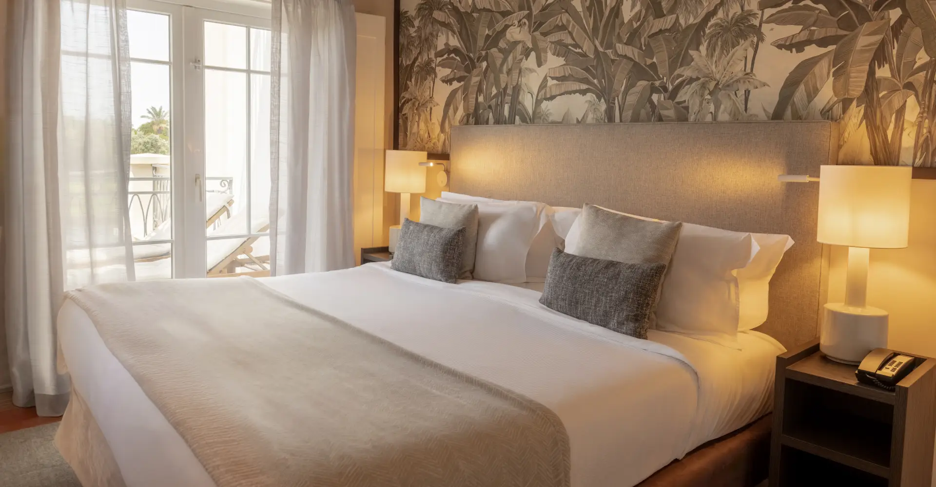 Residence with large double bed