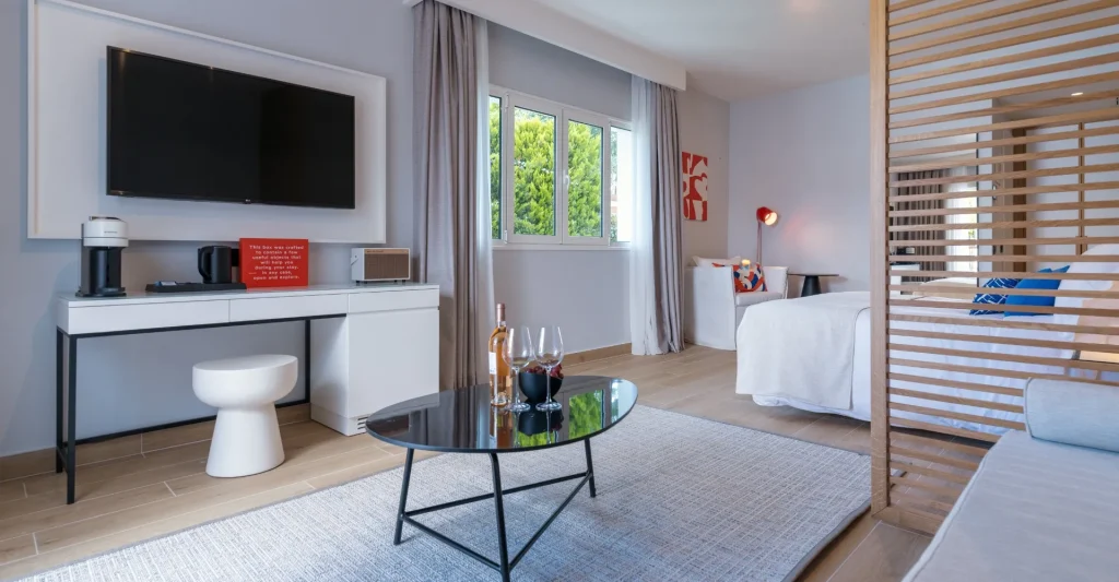 Kassandra Luxury Resort mit geräumigen Zimmern für Paare