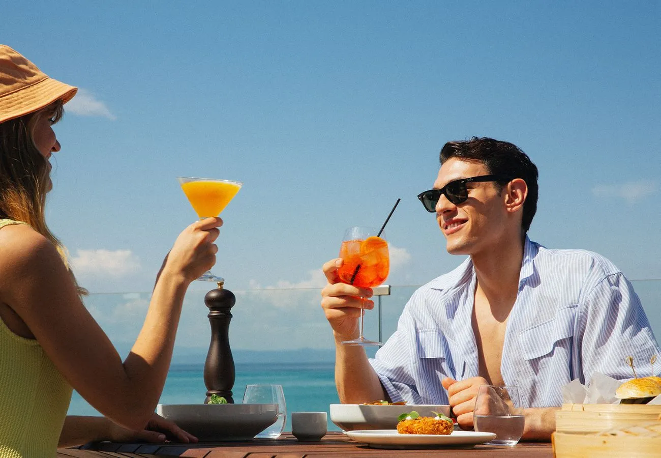 Valentines Offers for Holidays in Greece