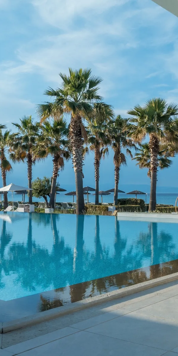 5-star hotel on the beach in Halkidiki