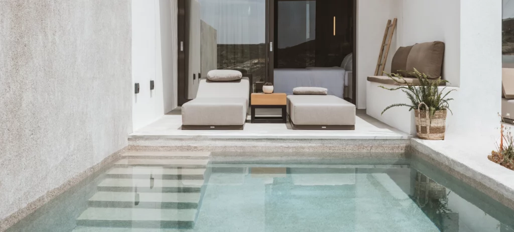 Deluxe Suite Horizon or Pool View with Plunge Pool