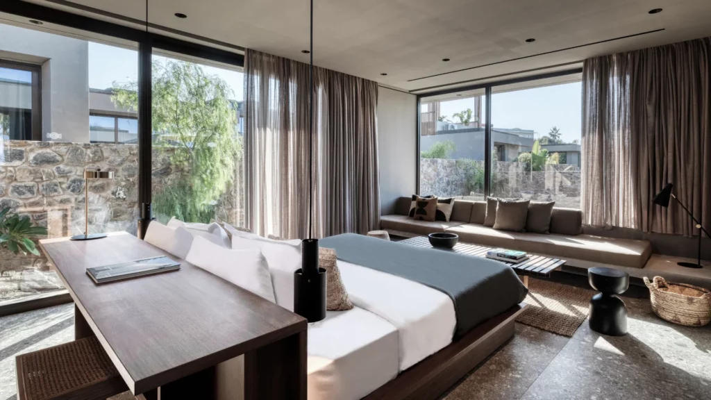 Spacious Suite with Shared Pool in Chania