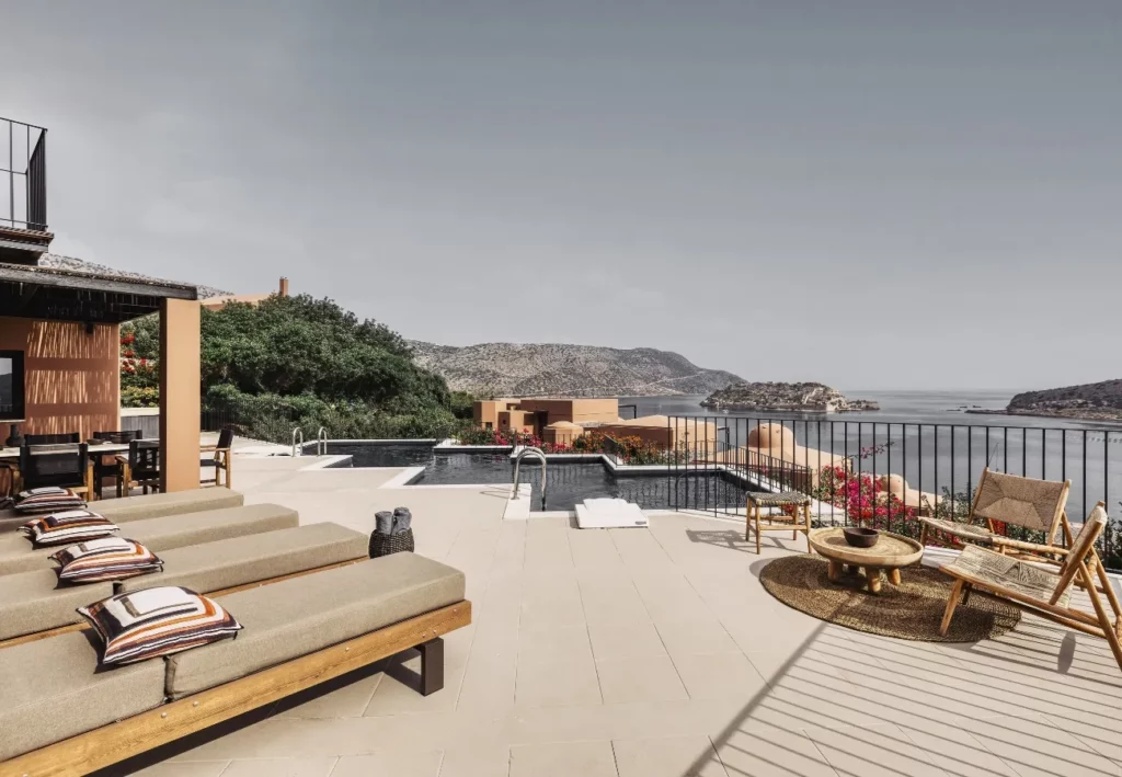 Elounda 2 & 3 Bedroom Villas with Sea Views