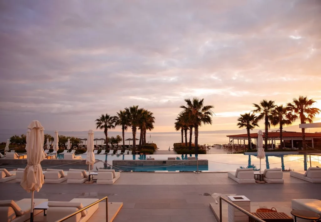 5-star Hotel on the Beach in Hanioti