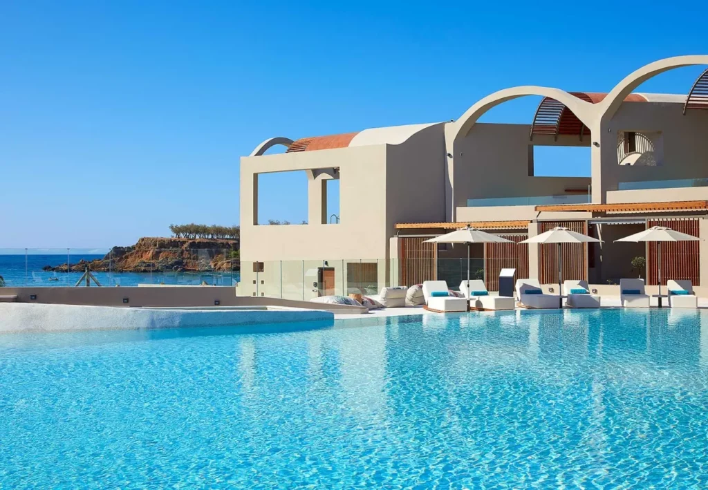 Beachfront Luxury Hotel in Crete