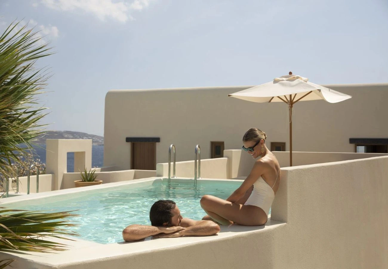 Personalized Travel Luxury by Domes