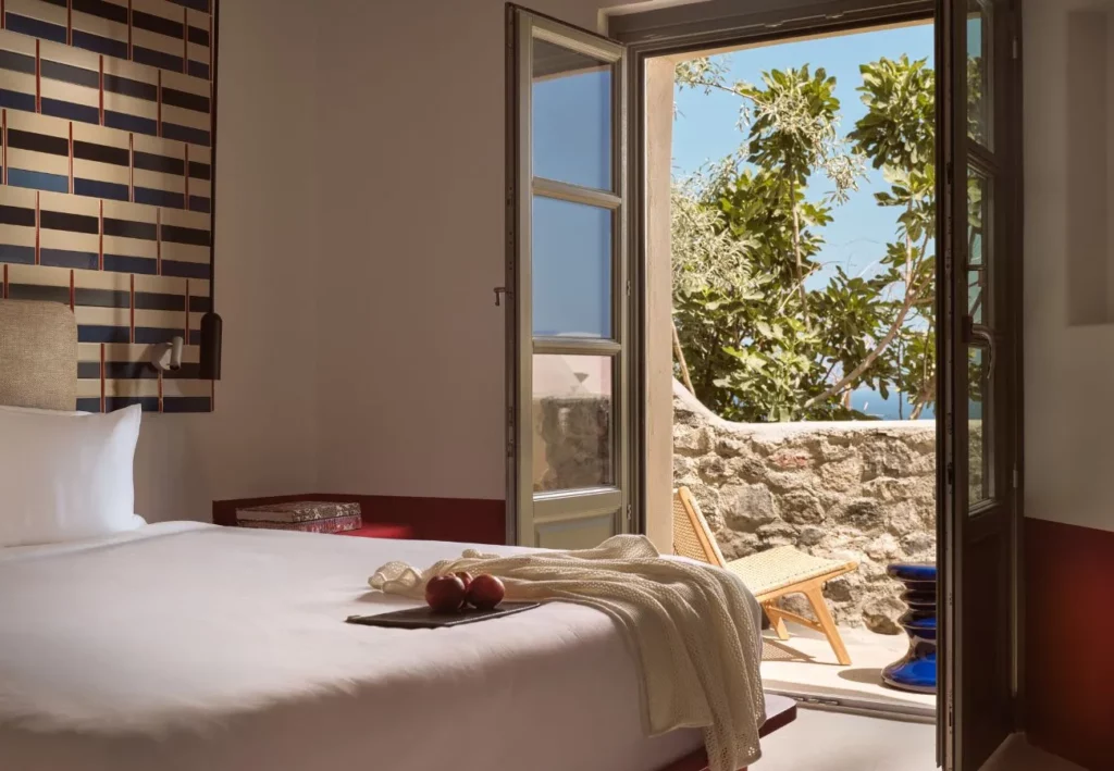 Adults-only Hotel in Santorini