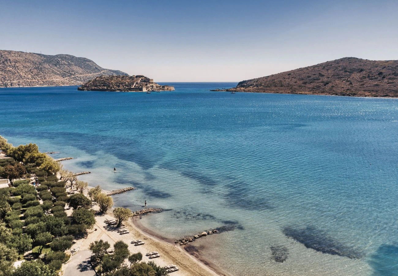 Crete beaches around Domes destinations