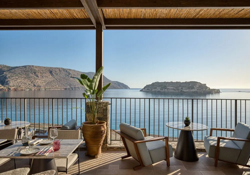 Chora Adults-Only Luxury Retreat Where Silence Turns into Art