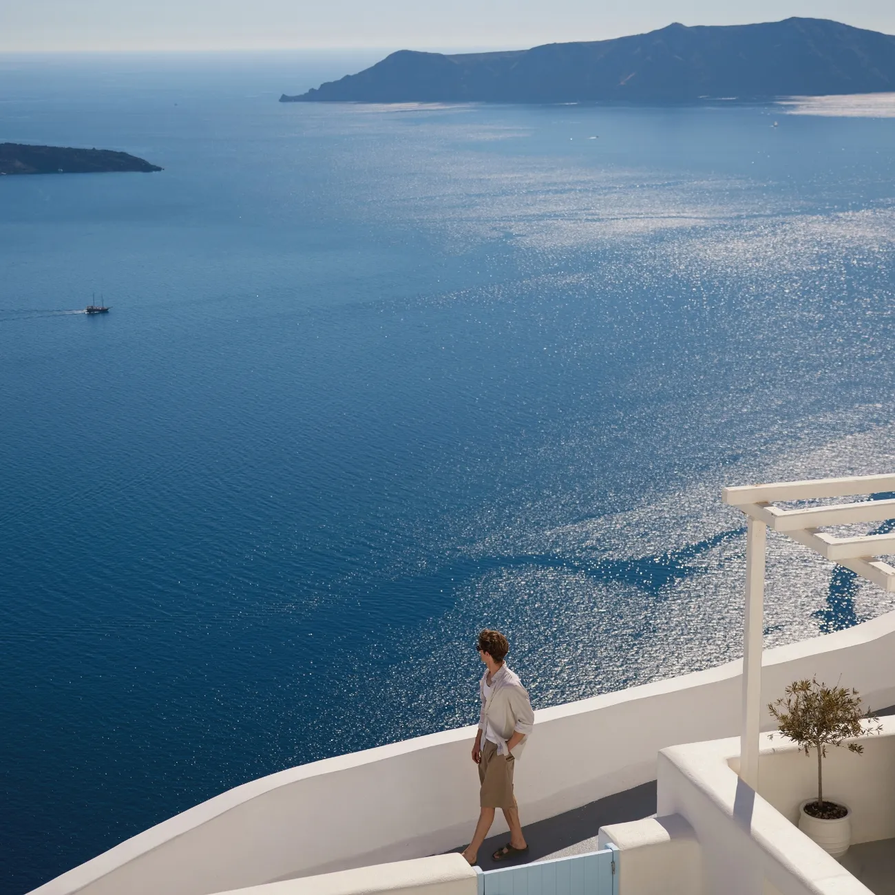 One of the exclusive luxury villas at Helestia Pocket Hotel, featuring uninterrupted caldera views and elegant Santorini-inspired design in the heart of Firostefani
